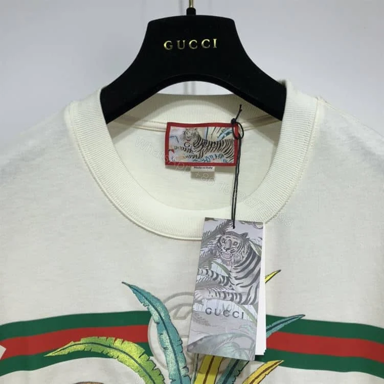 View 2 of Gucci T-shirt – GC60