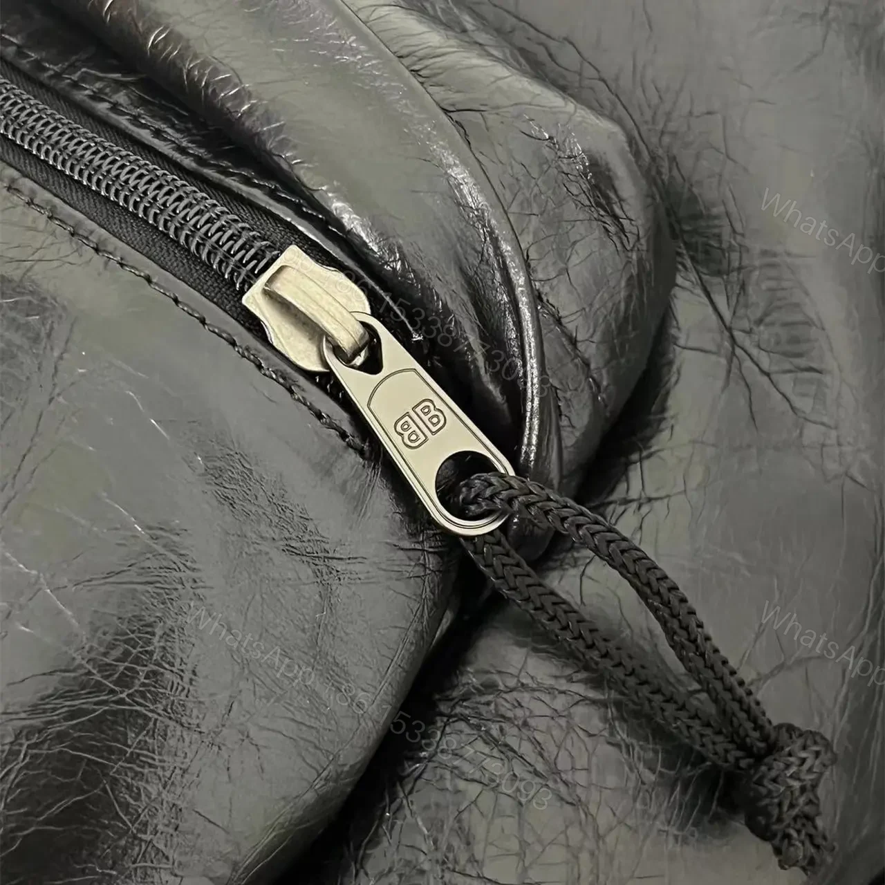 View 14 of 高仿BalenciagaExplorer系列小羊皮雙肩包m
