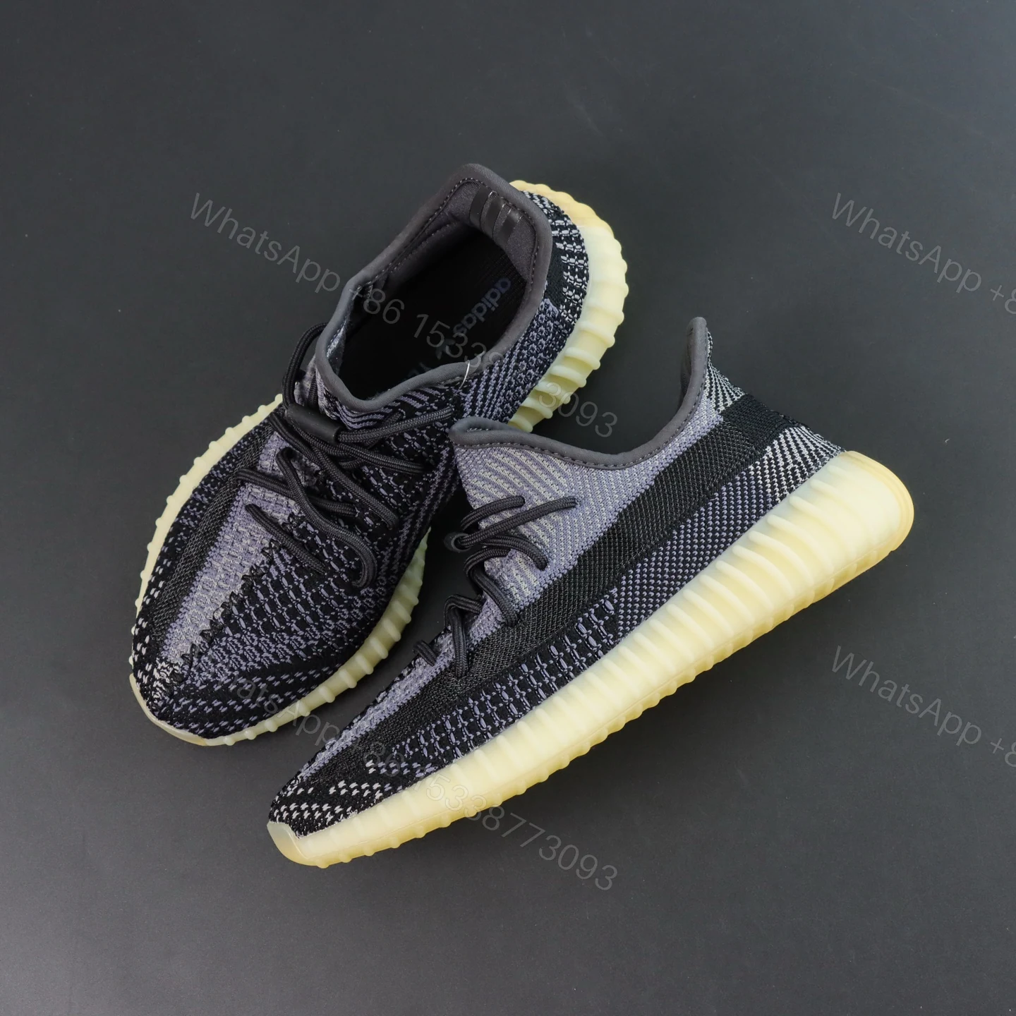 View 7 of Yeezy Boost 350 V2 Carbon Replicas