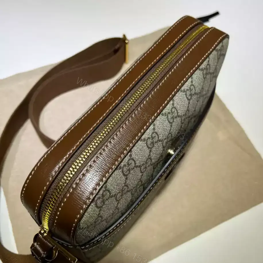 View 6 of MESSENGER BAG WITH INTERLOCKING G – GBC066