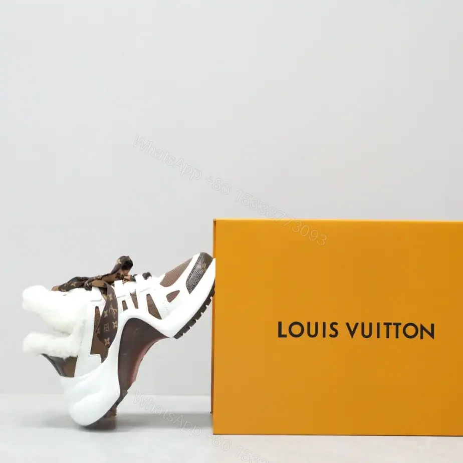 View 6 of LV ARCHLIGHT SNEAKER – LSVM001