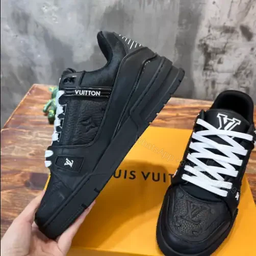 View 5 of LOUIS VUITTON TRAINER SNEAKER IN BLACK – LSVT376