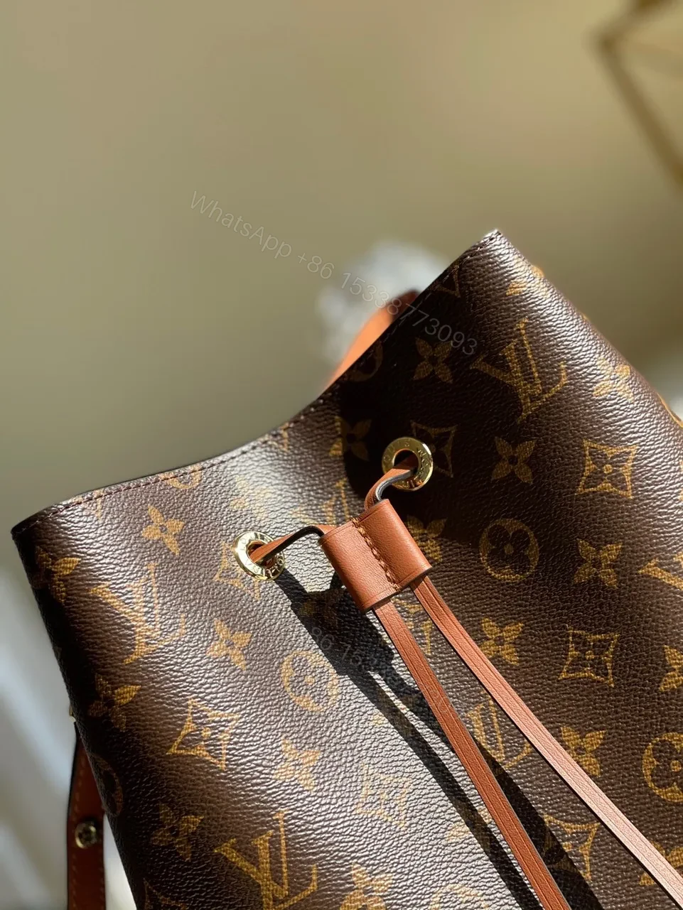 View 4 of Louis Vuitton LV NeoNoe Like Auth Monogram Pattern Handbags 26x22x27cm