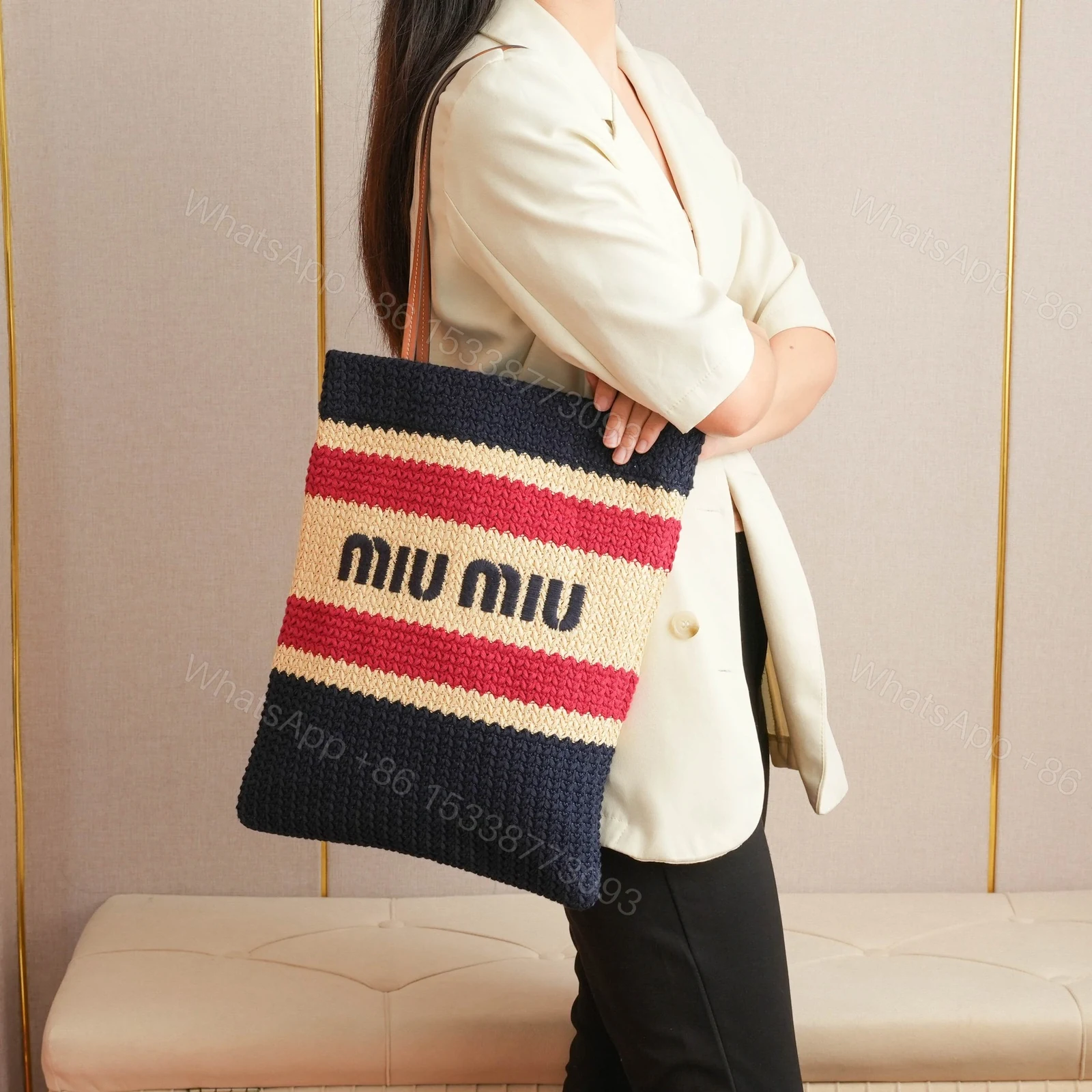 View 13 of 高仿miumiu*5BG248拼色LOGO稻草柳條包深藍色免檢版