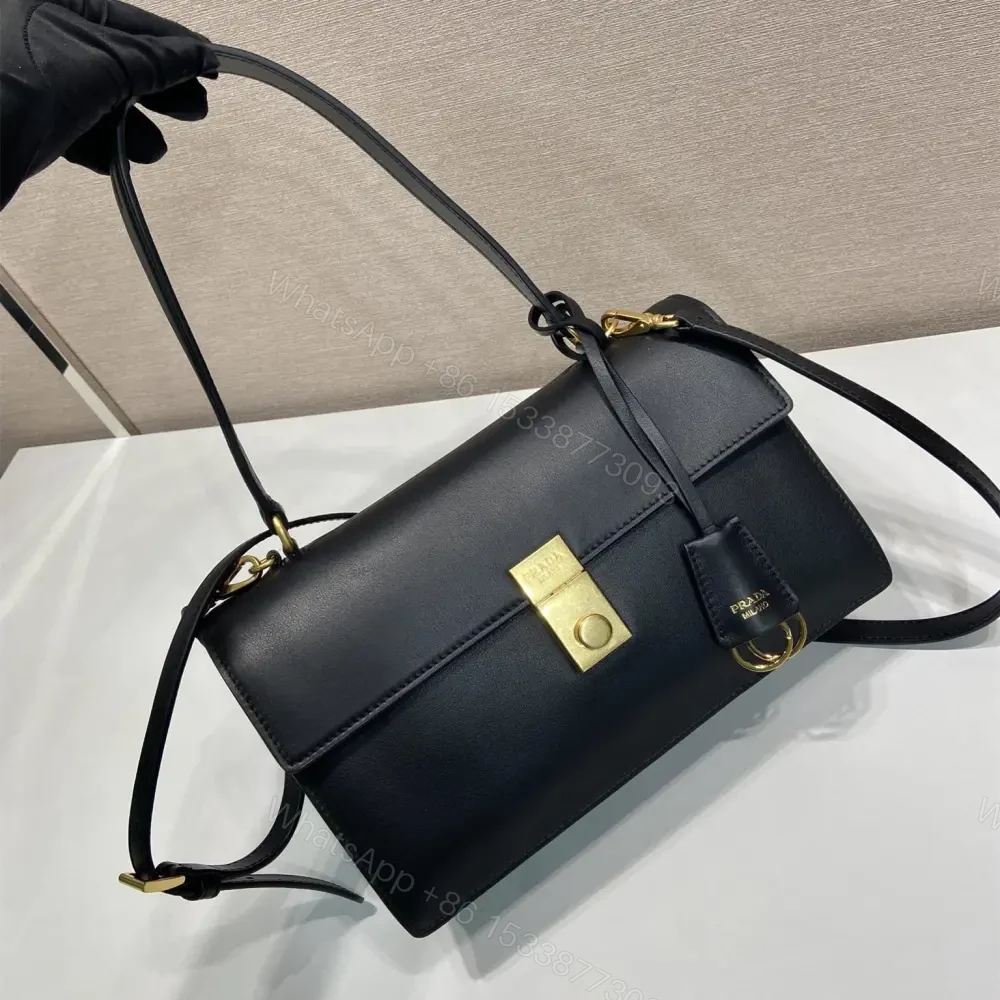 View 3 of 高仿Prada*SoftSound系列1BN023斜挎包黑色中號免檢版