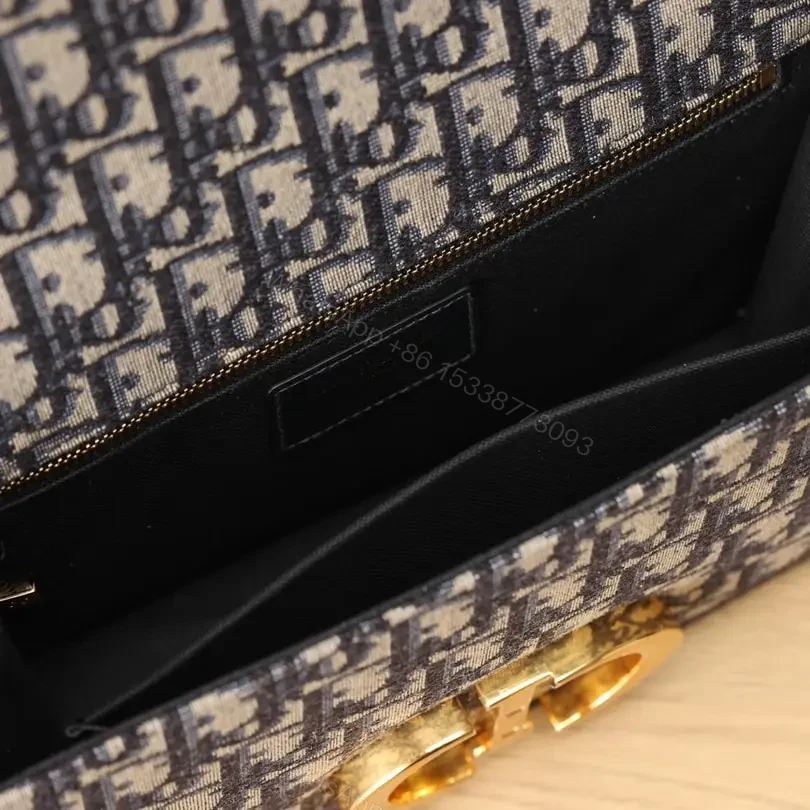 View 9 of 高仿Dior*30Montaigne系列EastWest手袋S免檢版