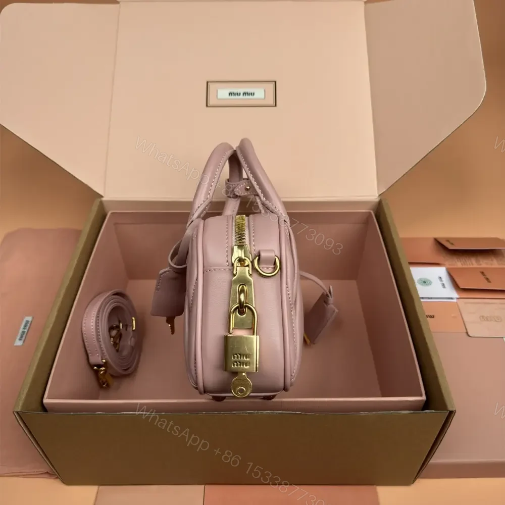 View 3 of 高仿miumiu*Arcadie系列5BB123小羊皮斜挎包粉色小號免檢版