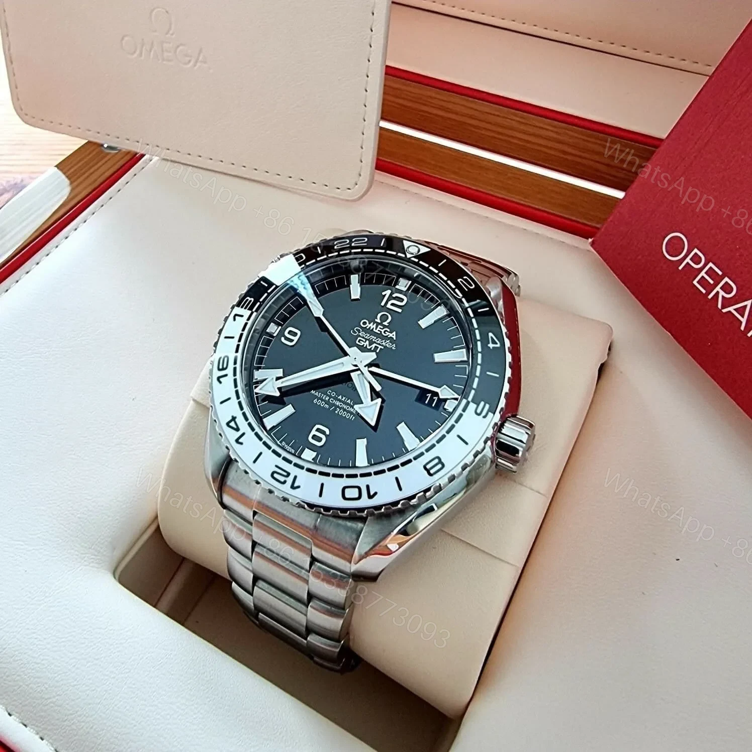 Omega Seamaster Planet Ocean GMT — view 1