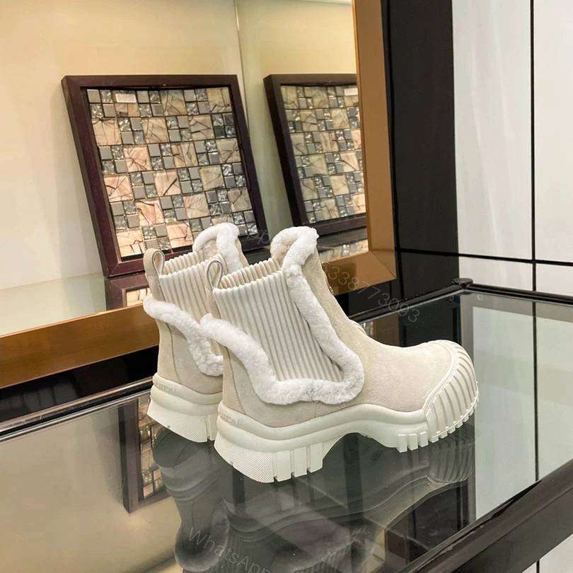 View 4 of LOUIS VUITTON RUBY FLAT BOOTS SUEDE CALFSKIN AND SHEARLING BEIGE 1AGWGB