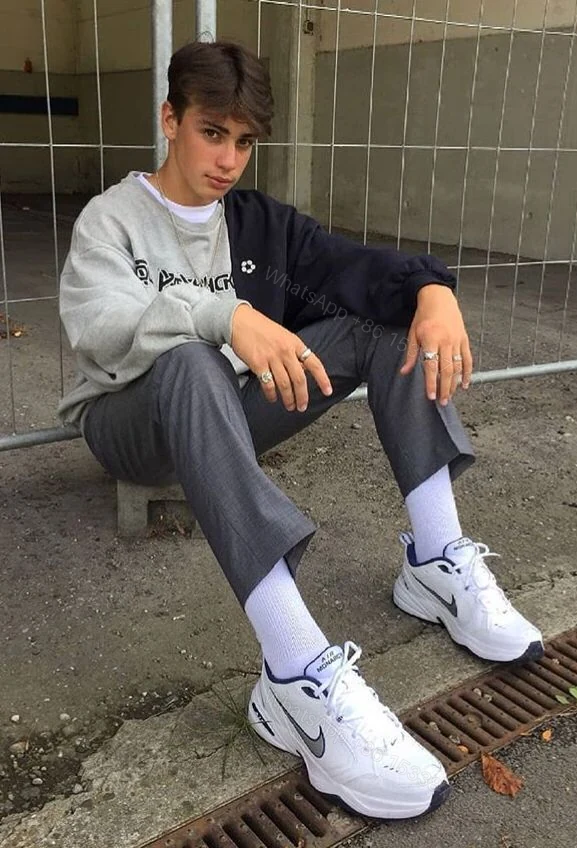 View 2 of FIRST COPY NIKE AIR MONARCH IV SNOW DAY
