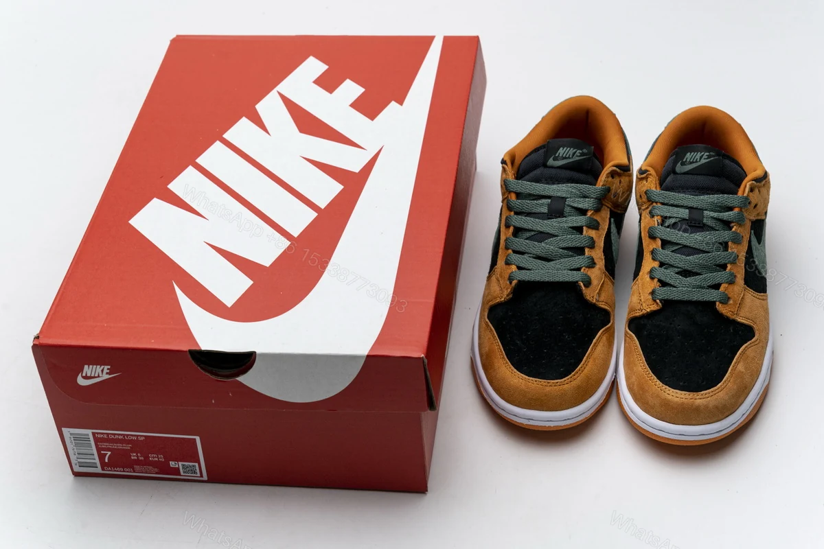 Nike Dunk Low SP “Ceramic” DA1469-001 — view 2
