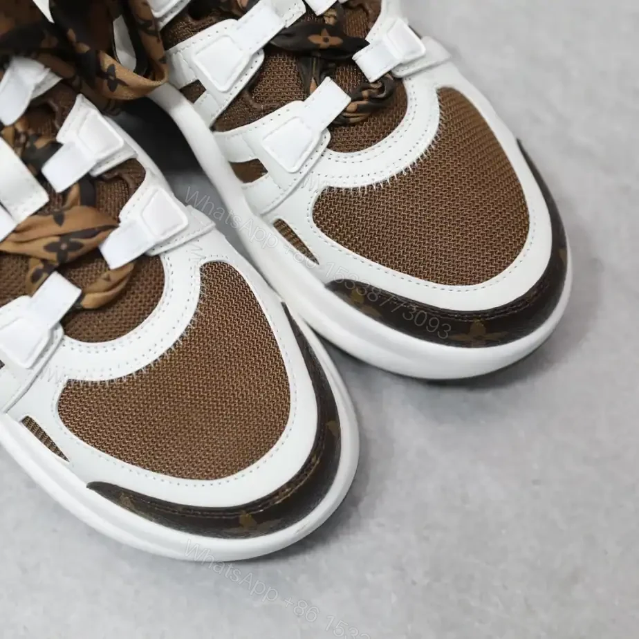 View 6 of LV ARCHLIGHT SNEAKER – LSVM012