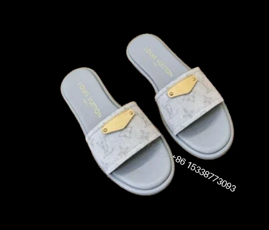 LOUIS VUITTON LILY FLAT MULE GRAY 1AGXAA — view 1