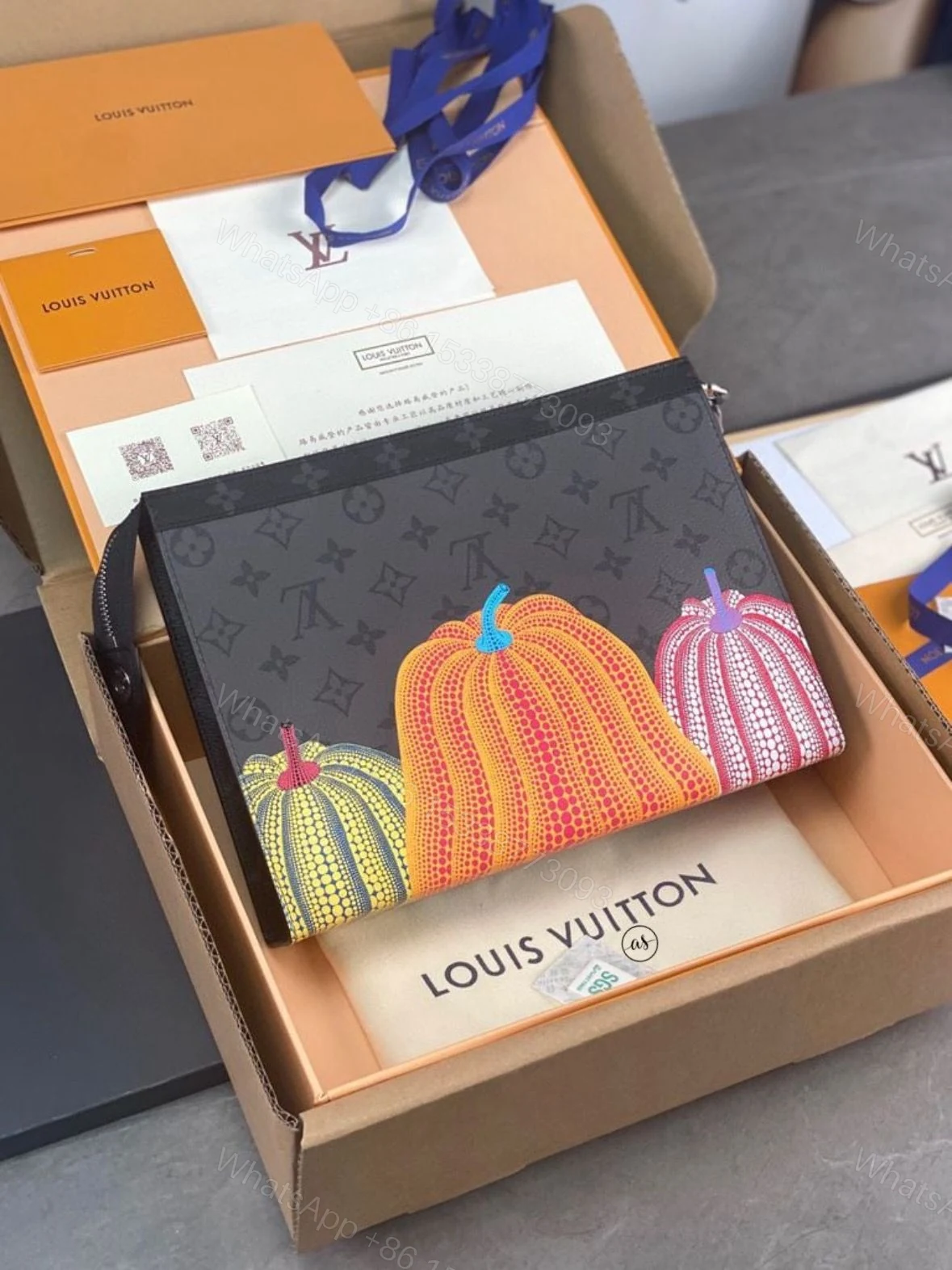 View 14 of First Copy Louis Vuitton Unisex Reverse Pochette
