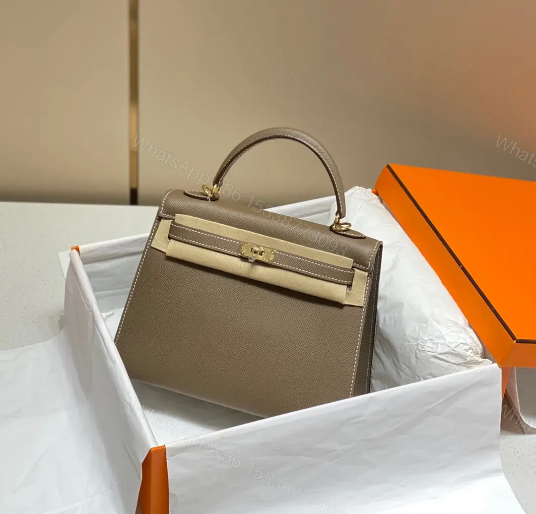 HN 25 bag in Etoupe Epsom leather with gold hardware — view 1