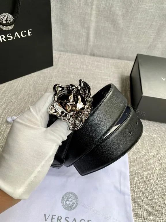 View 4 of Sleek Black Leather Medusa Buckle Belt - Versace, 3cm#