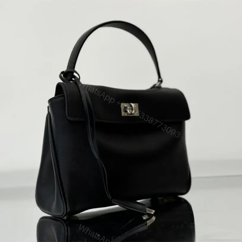 View 3 of 高仿Balenciaga*Rodeo系列7U1000小牛皮手袋黑銀Mini免檢版