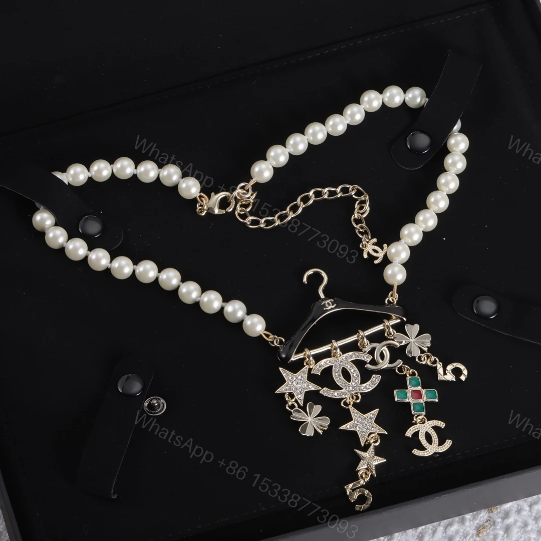 View 6 of EN – Lux Chanel Necklaces 008