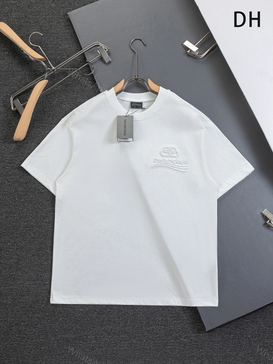 Balenciaga 高仿 男款 簡約刺繡LOGO寬鬆短袖T恤 百搭休閒款 — view 1