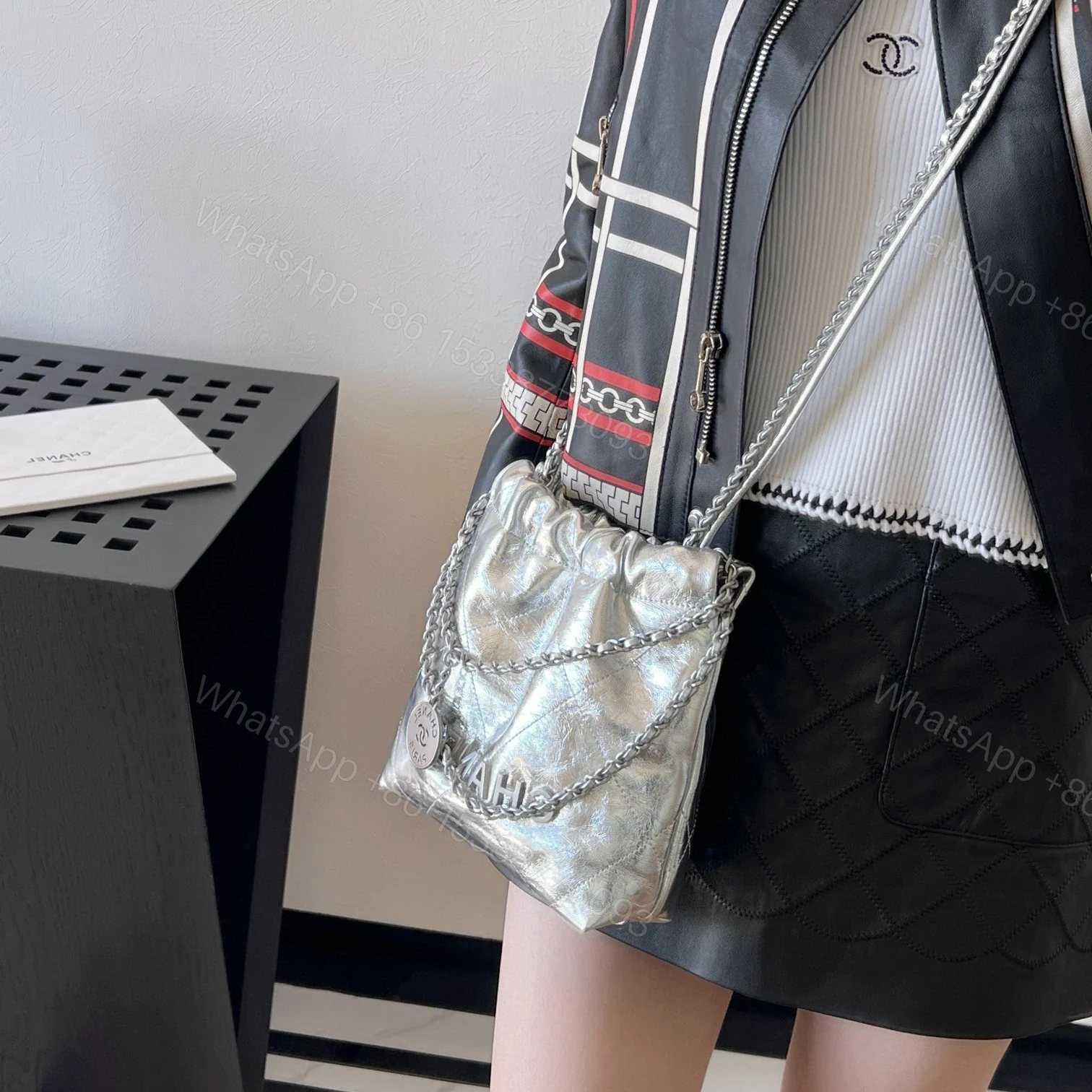 View 10 of 高仿Chanel*25C系列AS3980新款牛皮22Bag手袋Mini免檢版