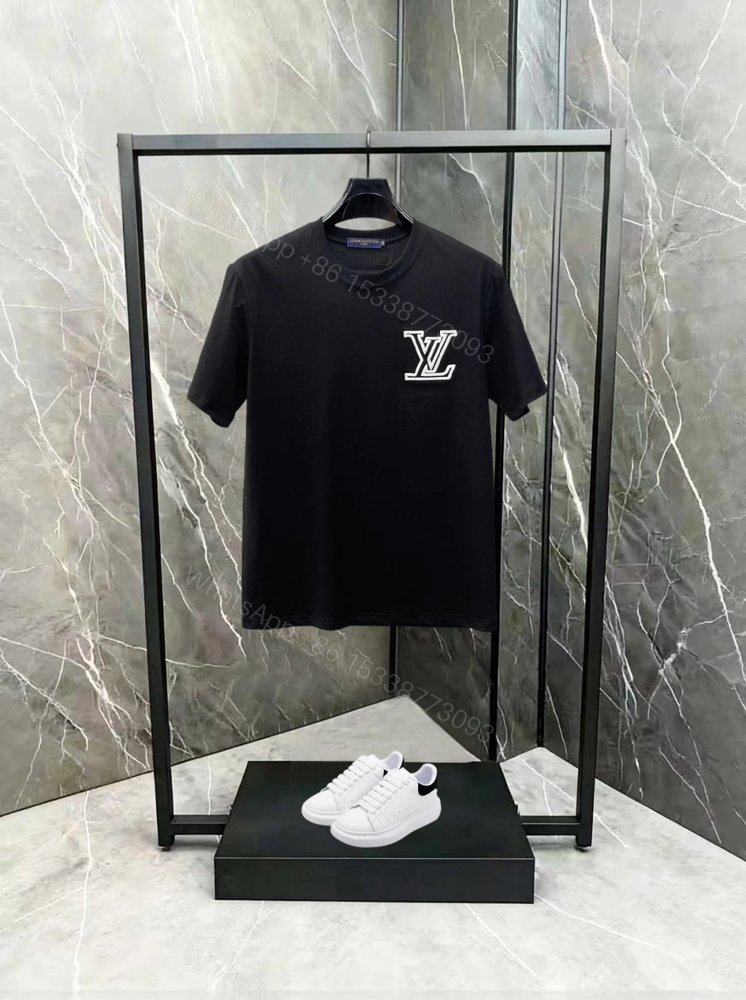LV A貨 男款 描邊Logo短袖T恤 極簡潮流風 — view 1