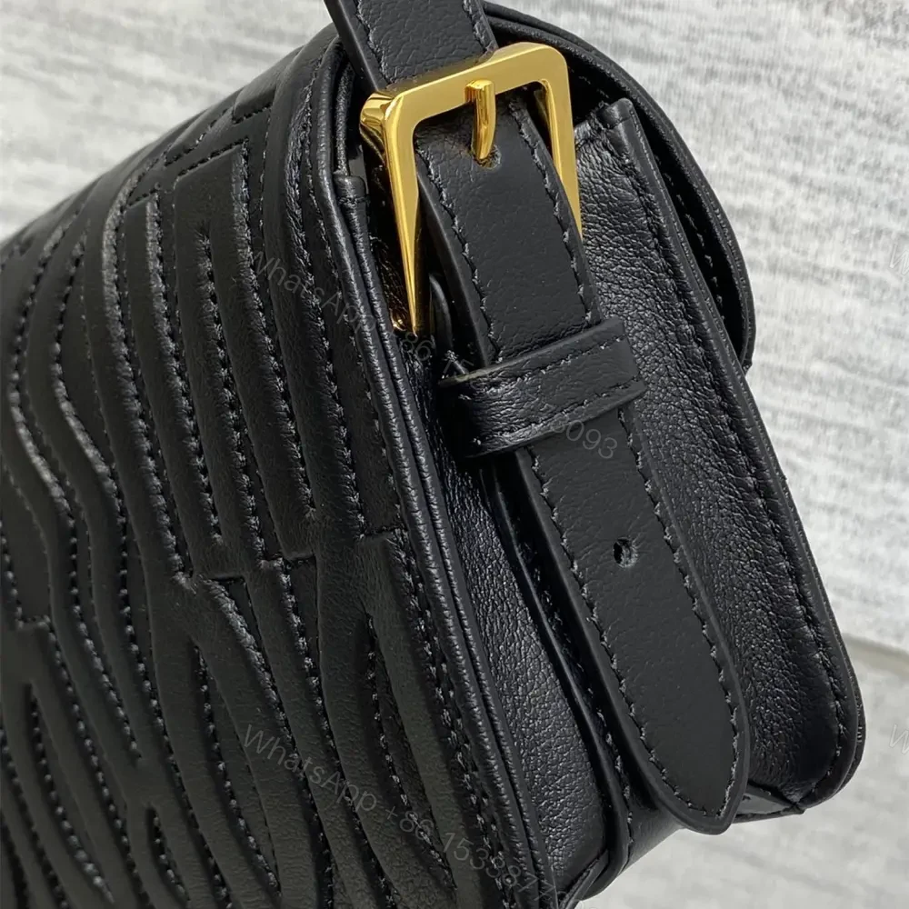 View 7 of 高仿Dior*Miss系列M261M900衍縫線小牛皮腋下包黑色免檢版