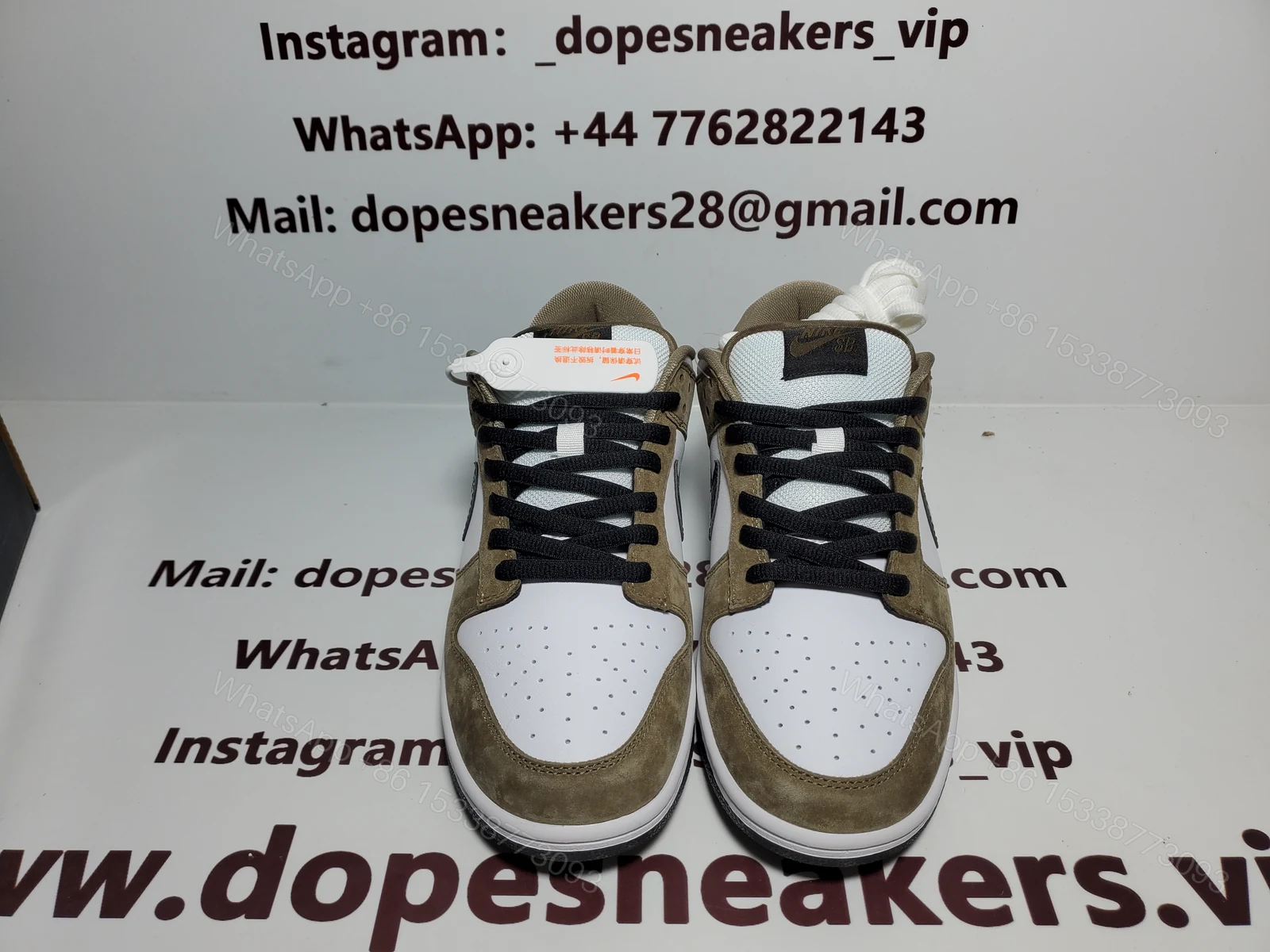 Nike SB Dunk Low Trail White Brown 304292-102 — view 2