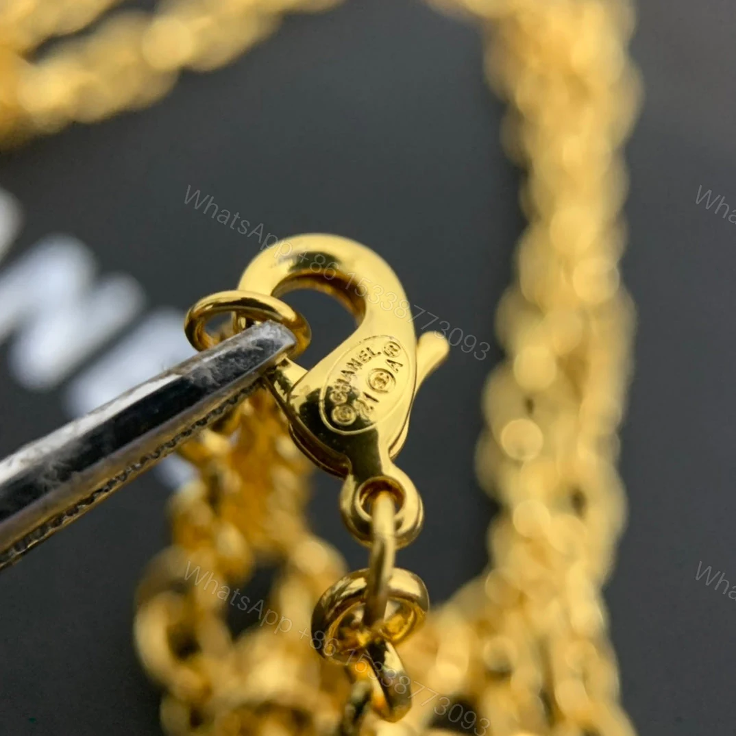 View 3 of EN – Lux Necklace CHL042