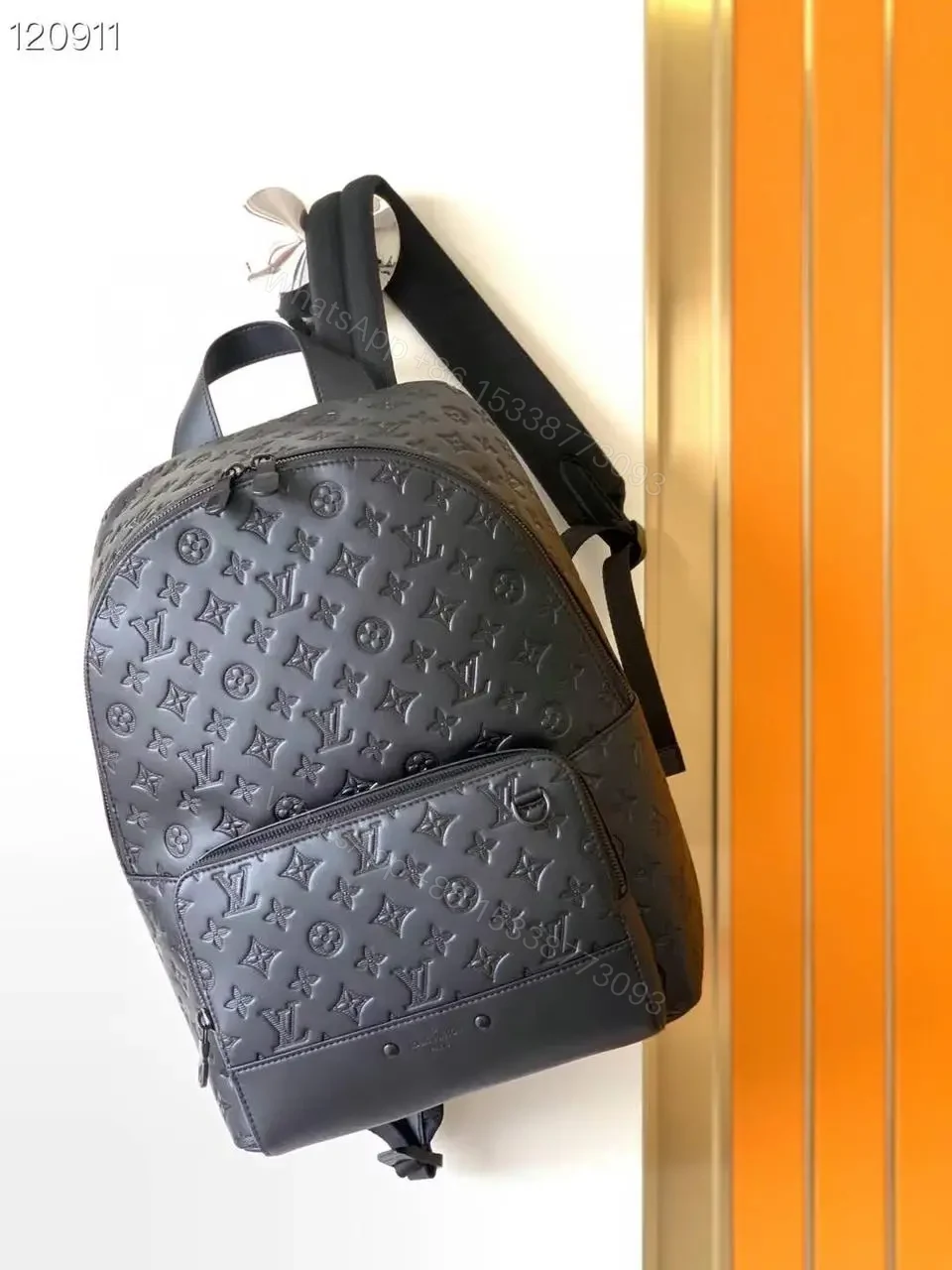LOUIS VUITTON — view 1