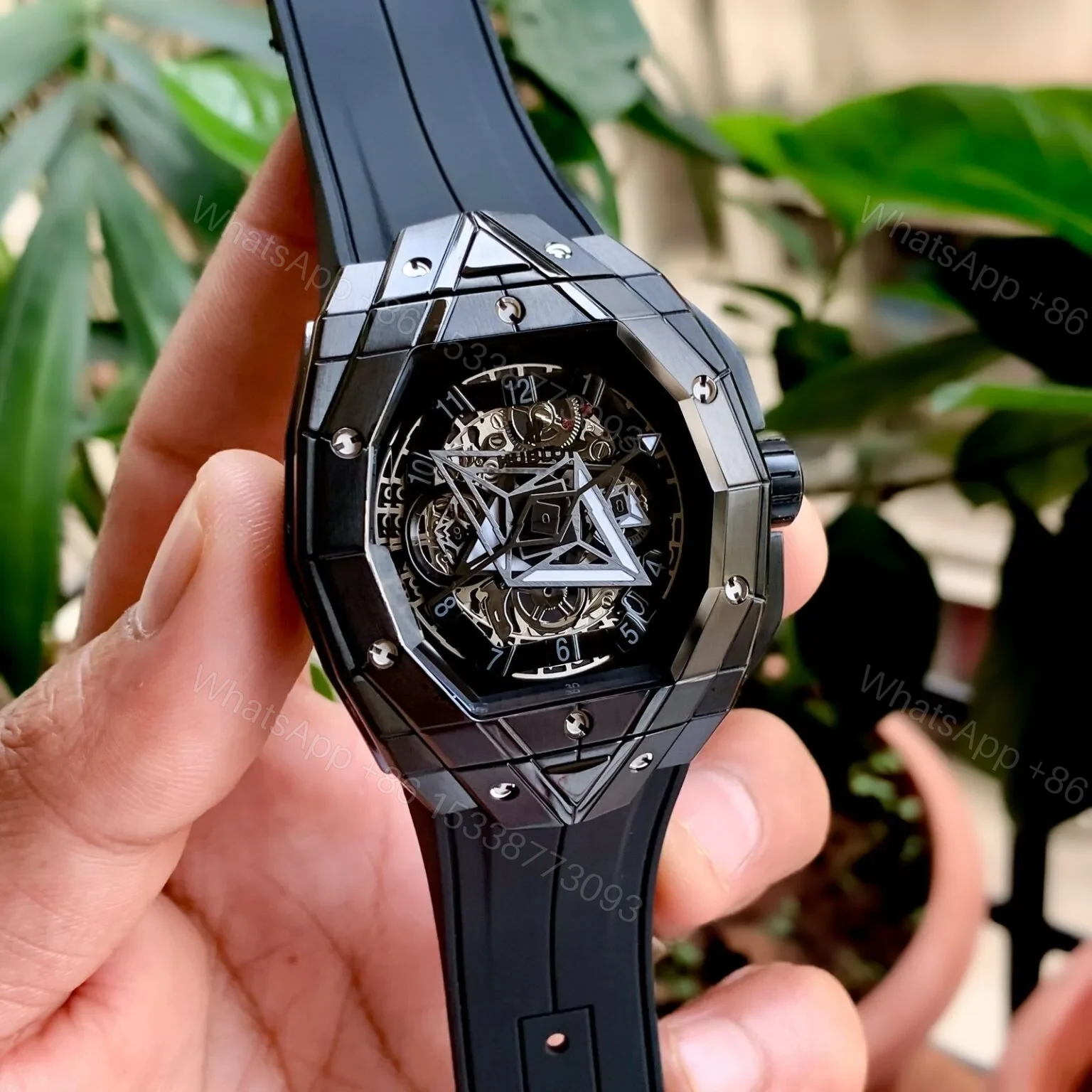View 5 of Hublot Big Bang ( Black )