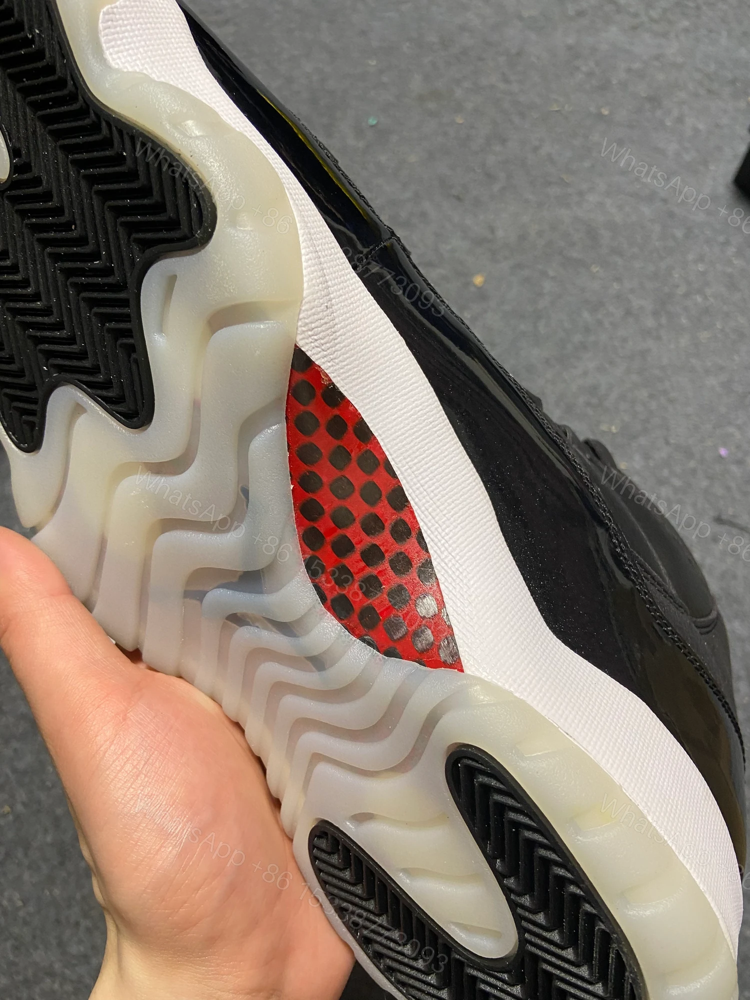 View 8 of Jordan 11 Retro 72-10