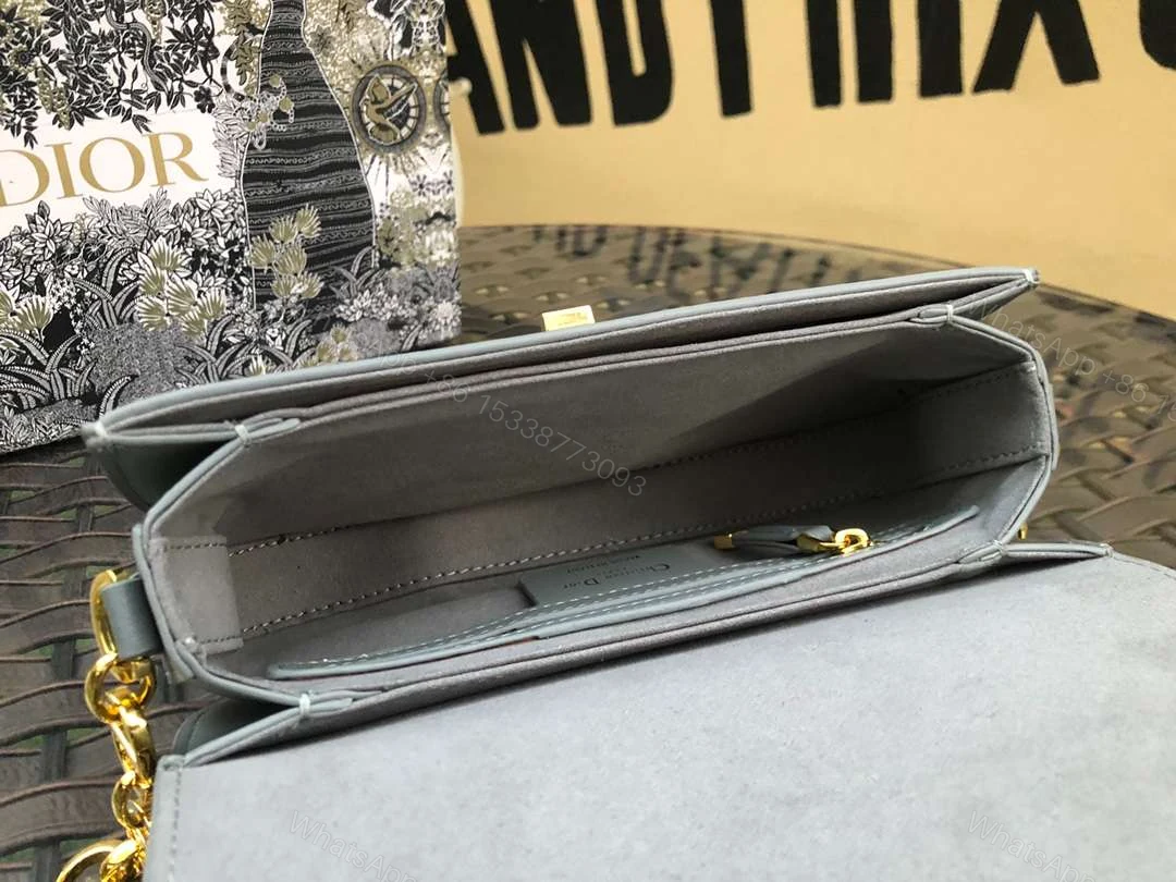 View 3 of Women DIOR 30 Montaigne Avenue Bag