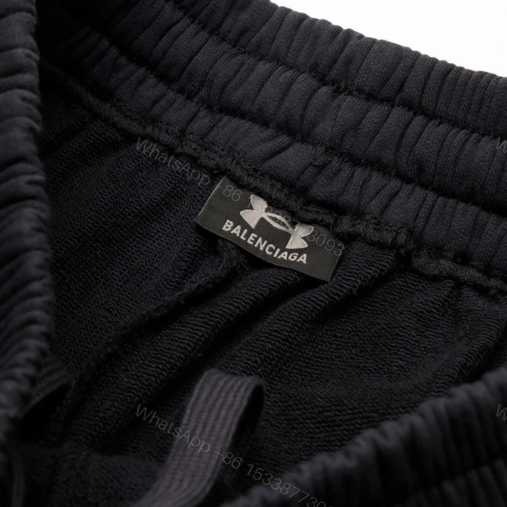 View 5 of 高仿Balenciaga聯名UnderArmour系列SS25款短褲黑色
