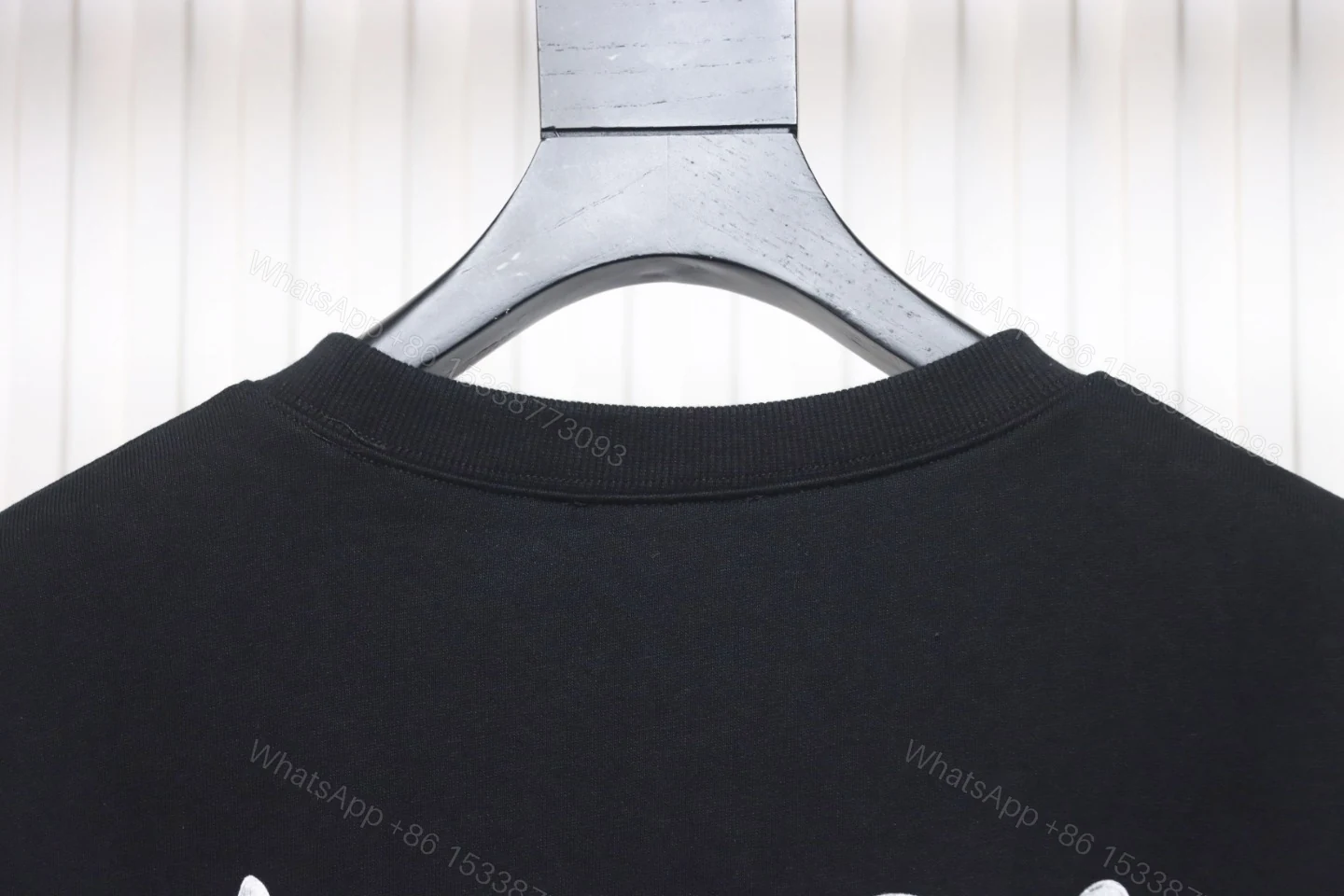 View 8 of Off-white Ink-splashed arrow twill oil painting graffiti sweatshirt