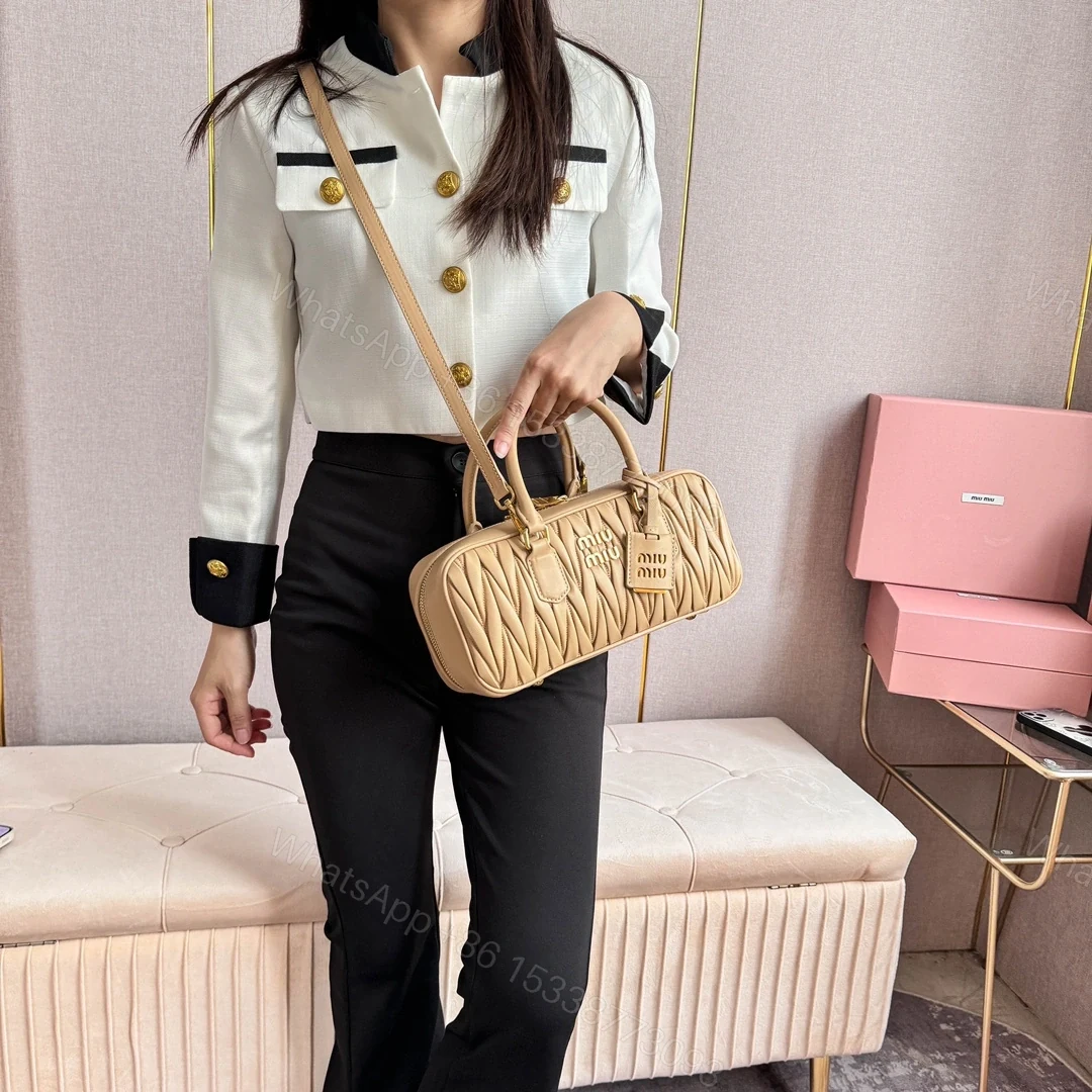 View 23 of 高仿miumiu繆繆*5BB148保齡球包袋沙黃色免檢版