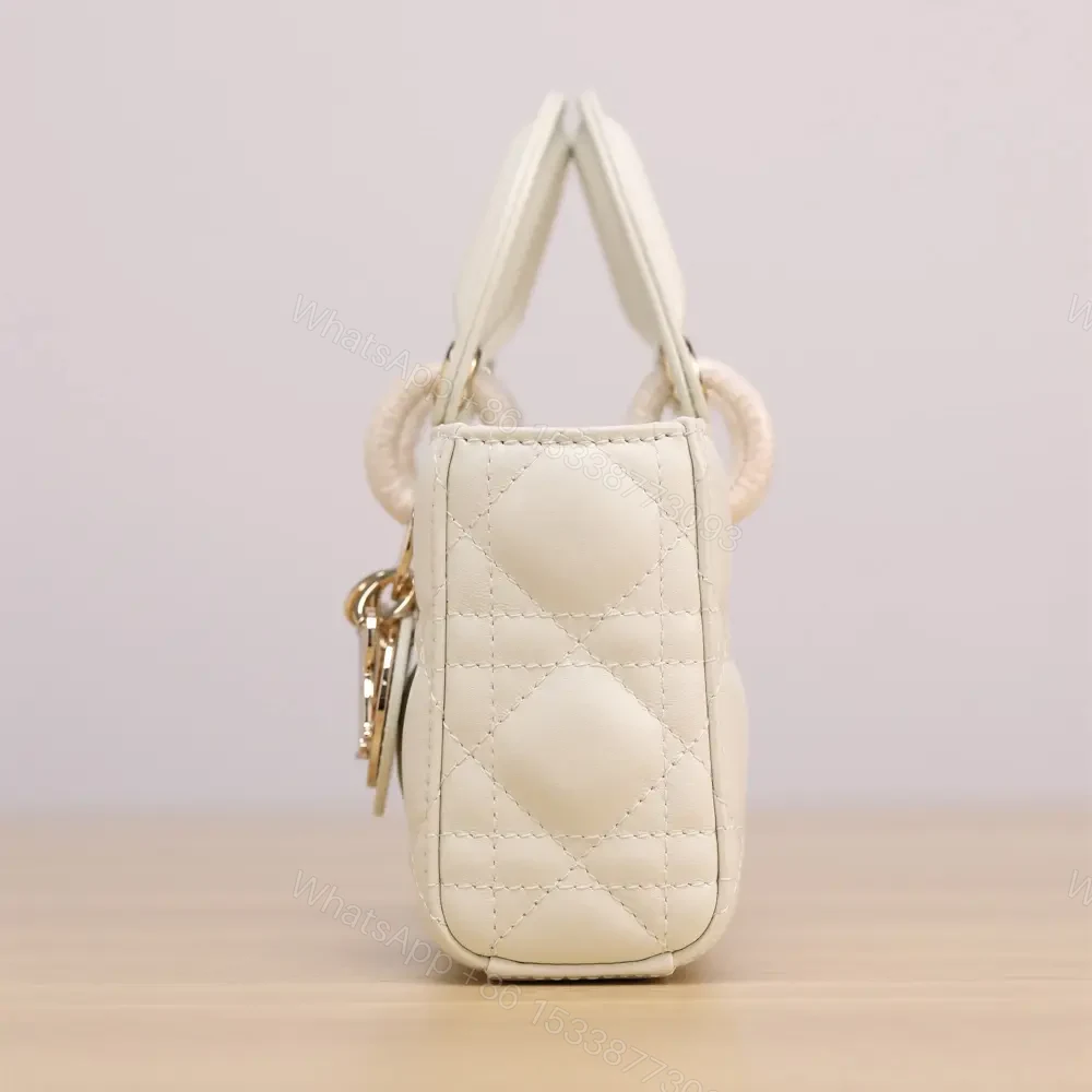 View 5 of 高仿Dior*LadyDJoy系列S0910M030小羊皮戴妃包白色Mini免檢版