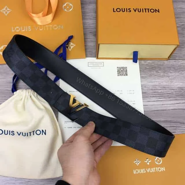 View 3 of LOUIS VUITTON 40MM BELT – B91