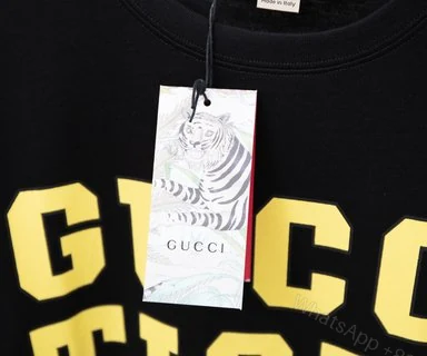 View 3 of GUCCI Tiger T-Shirt – GC0057