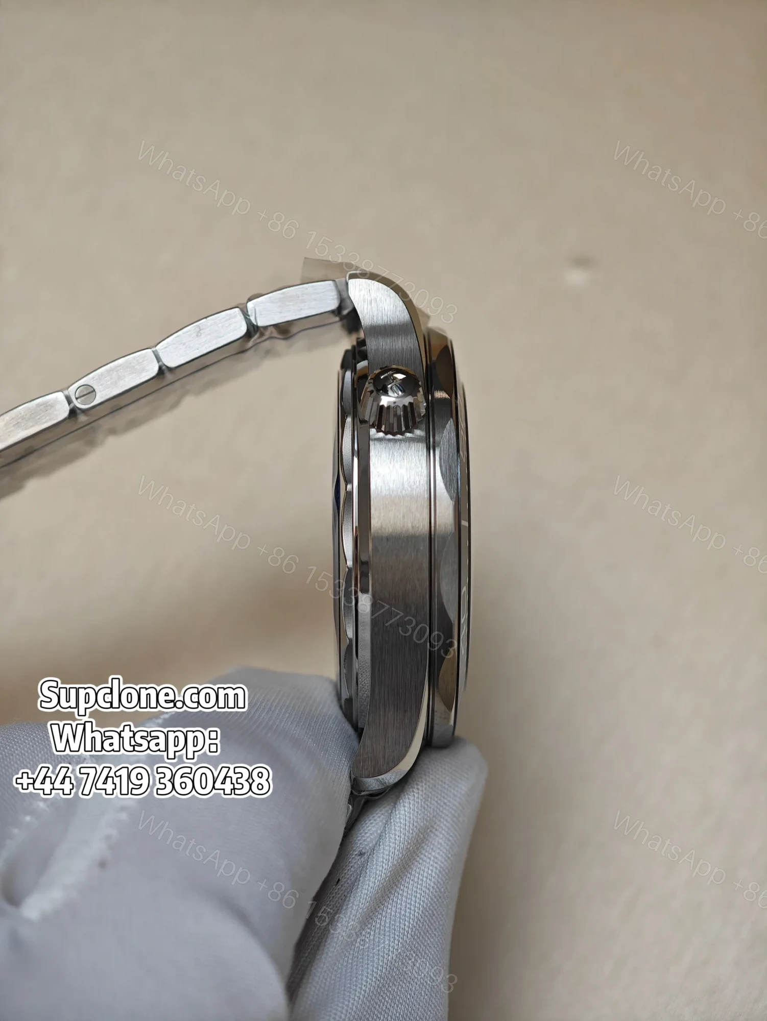 View 7 of OMEGA Super Clone Seamaster Diver 300M 210.30.42.20.04.001 42mm