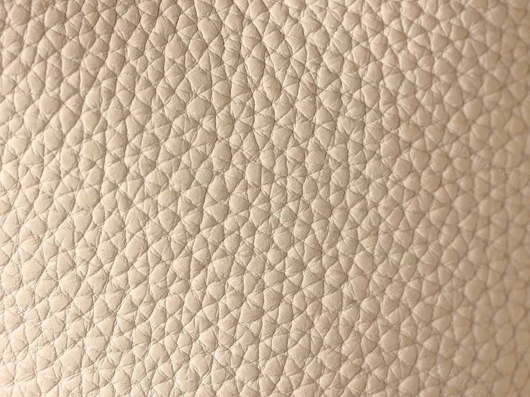 View 18 of 高仿奢侈品Hermes水桶包奶昔白銀扣原廠皮革