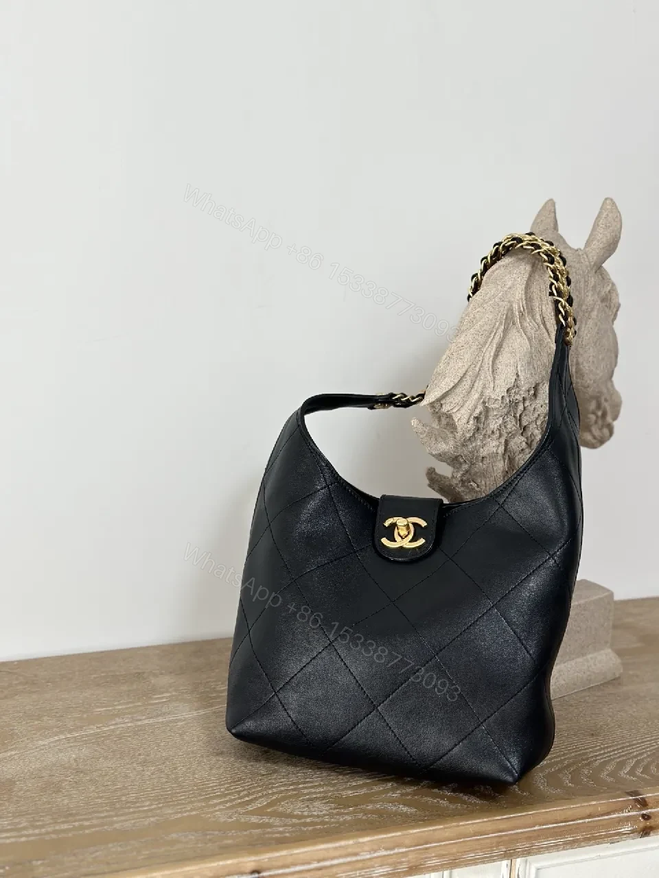 Quilted Shoulder Bag with Chain Strap - Gold Emblem Luxe — view 1