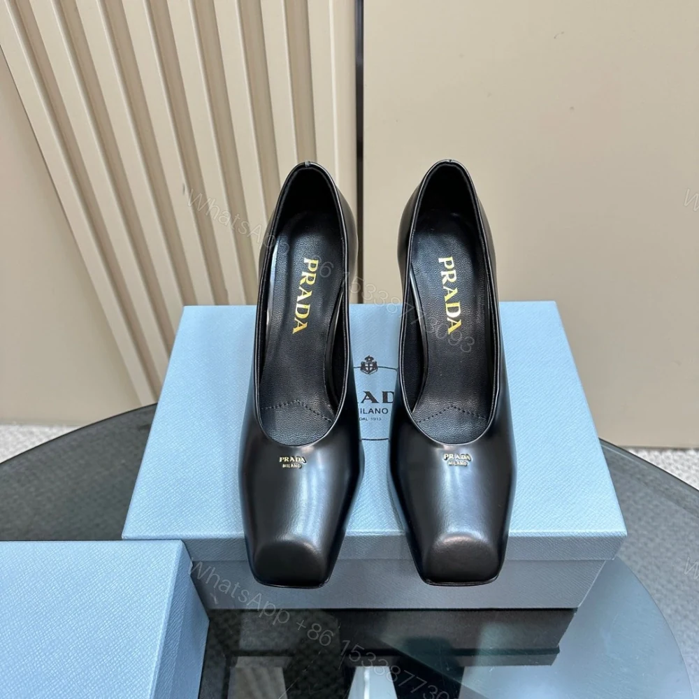 高仿Prada*1I837A方頭粗跟高踭鞋8.5CM小牛皮黑色免檢版 — view 1