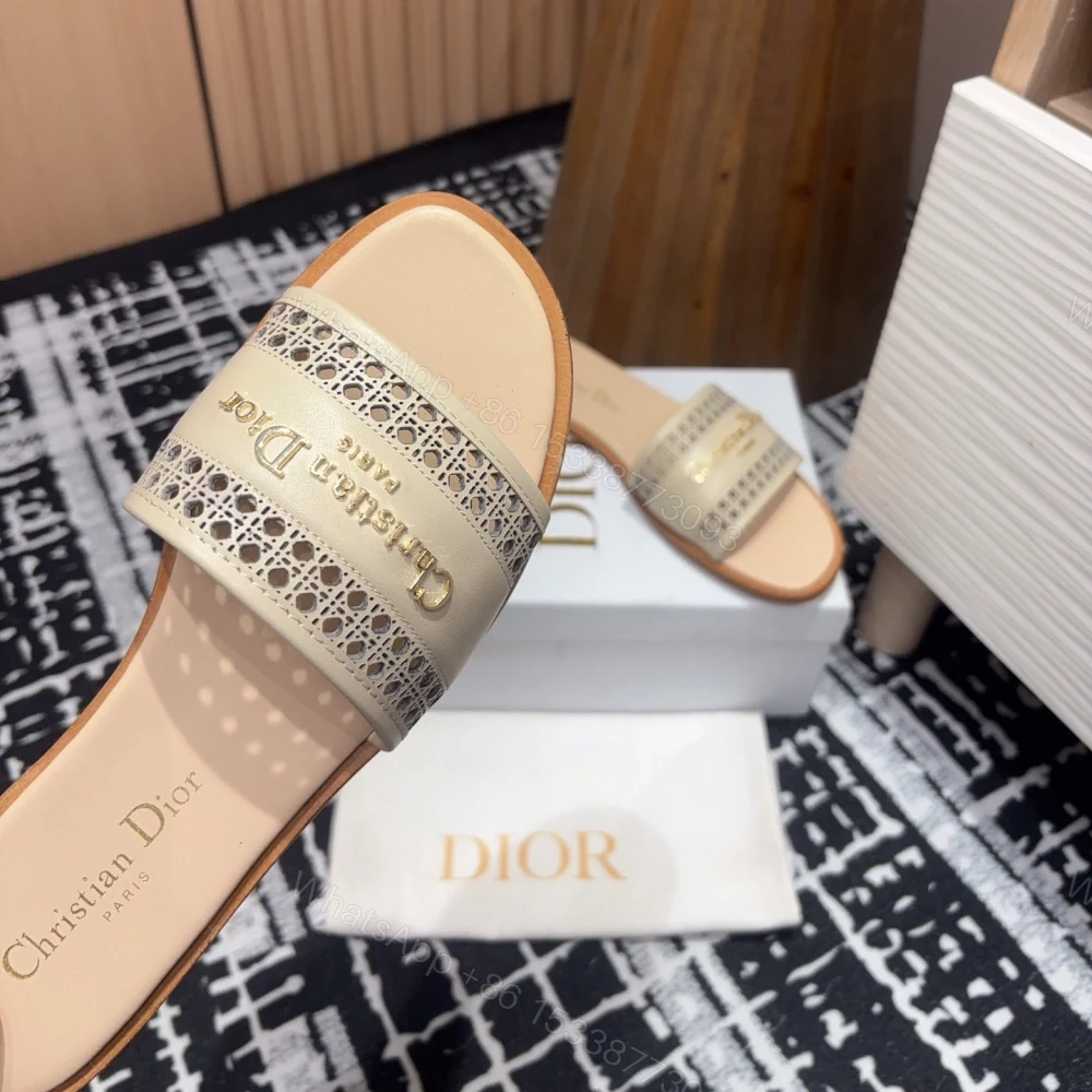 View 4 of 高仿Dior*D-Lane系列KCO156圓頭套腳一字拖鞋米色免檢版