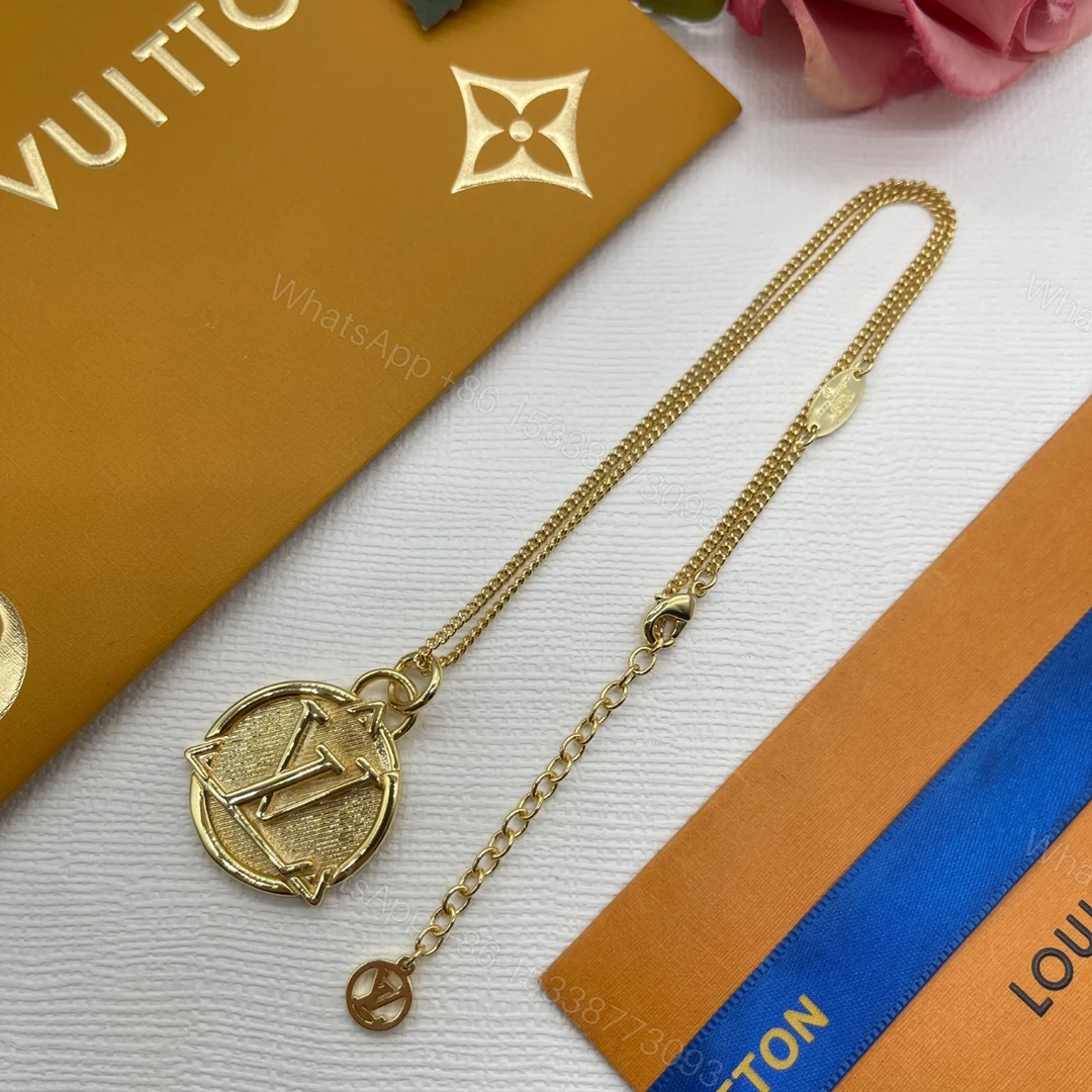 View 3 of EN – Lux LV Necklaces 064