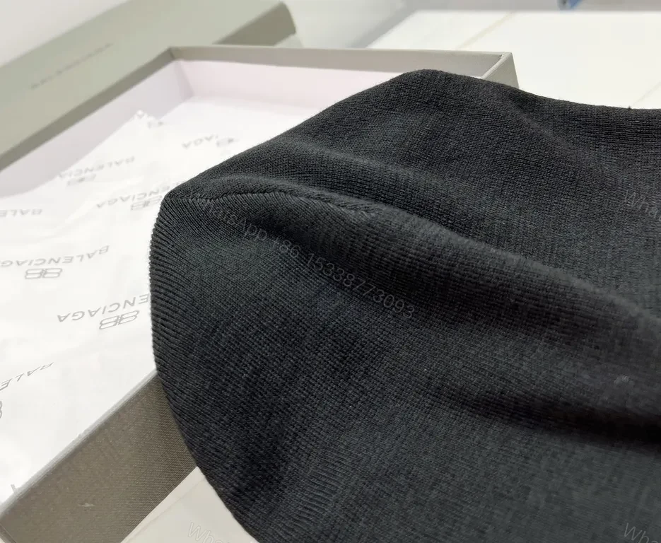 View 8 of Balenciaga-Style Knit Beanie: Premium Black, All-Day Warmth