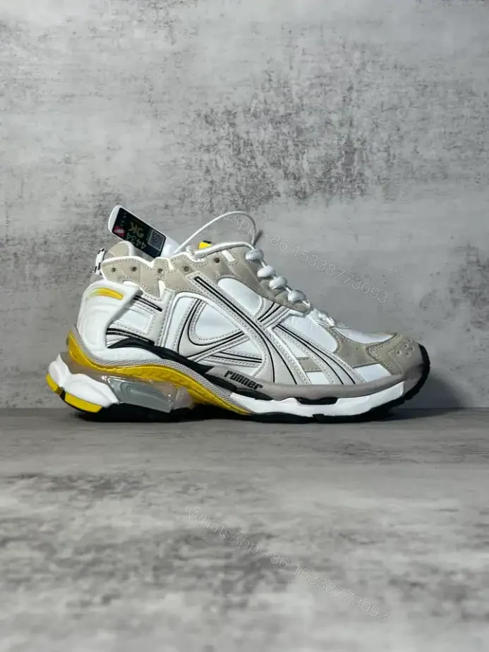 View 10 of BALENCIAGA RUNNER SNEAKER IN GREY – BB263