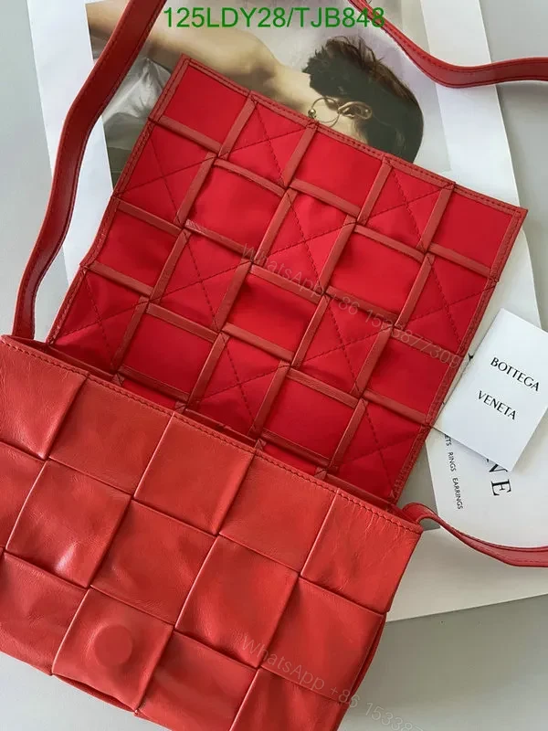 View 60 of Bottega Veneta Premium Nappa Leather Intrecciato Weave Bag with Magnetic Fastening BV9101