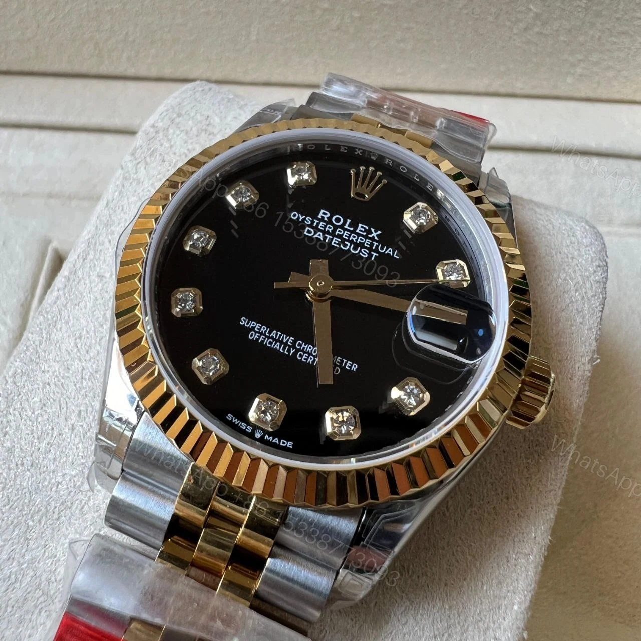 Design Rolex DATEJUST 31 mm medium size — view 1