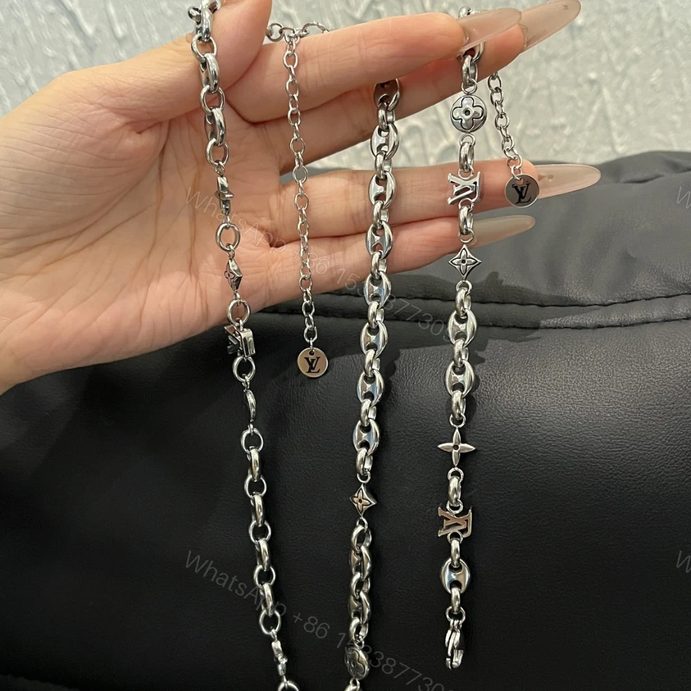 View 5 of Louis Vuitton Lv Sailor Medium Chain Necklace Silver M03189