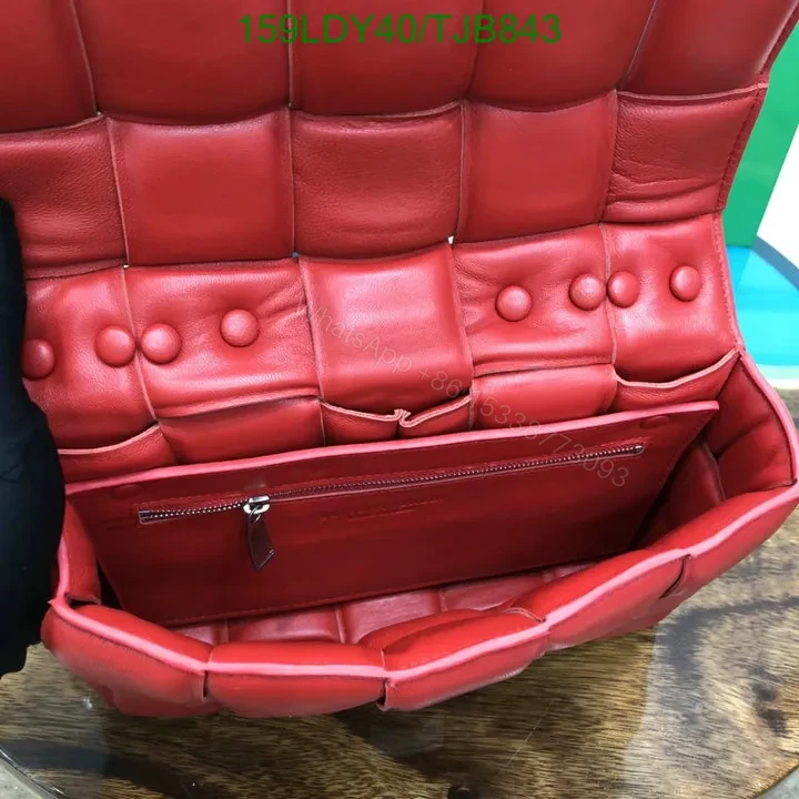 View 19 of Bottega Veneta Red Cross-Body Cassette Bag with Chain and Gold Hardware 6829